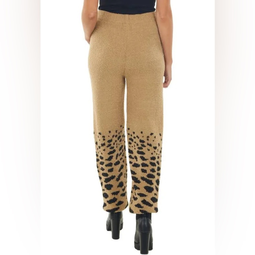Camel And Black Fuzzy Super Soft Sweat Pants Size Small